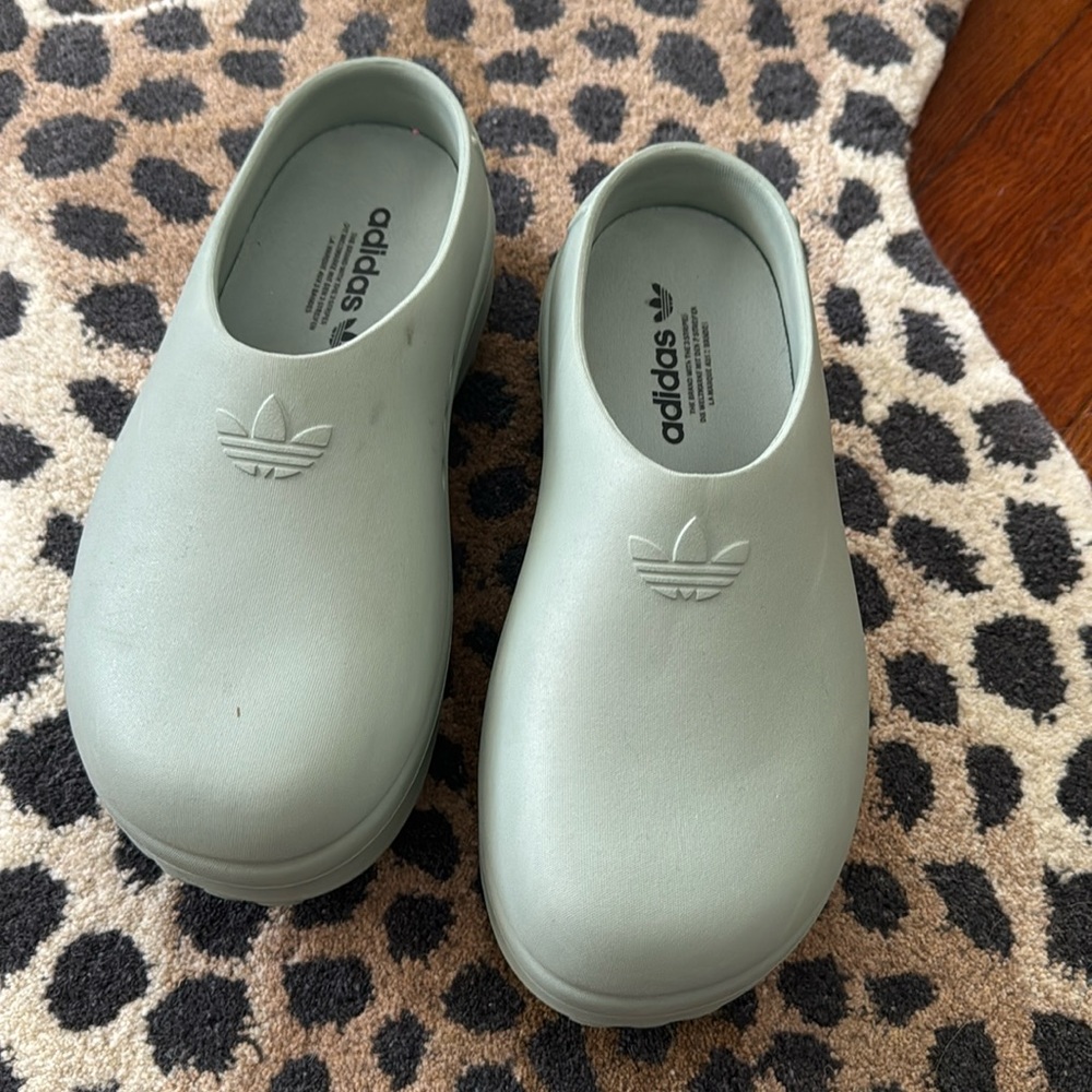 ADIFOM STAN SMITH MULE SHOES Silver Green / Silver Green / Core Black